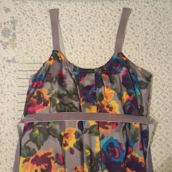 Old Navy Floral Dress w/Velvet Details - Picture 3 of 3